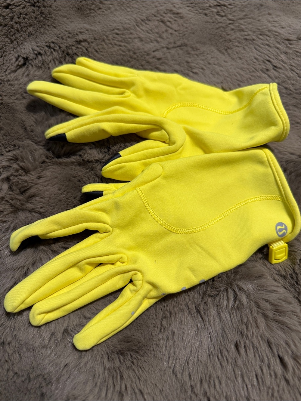 lululemon athletica Bright Yellow Running Gloves with Touchscreen Tips